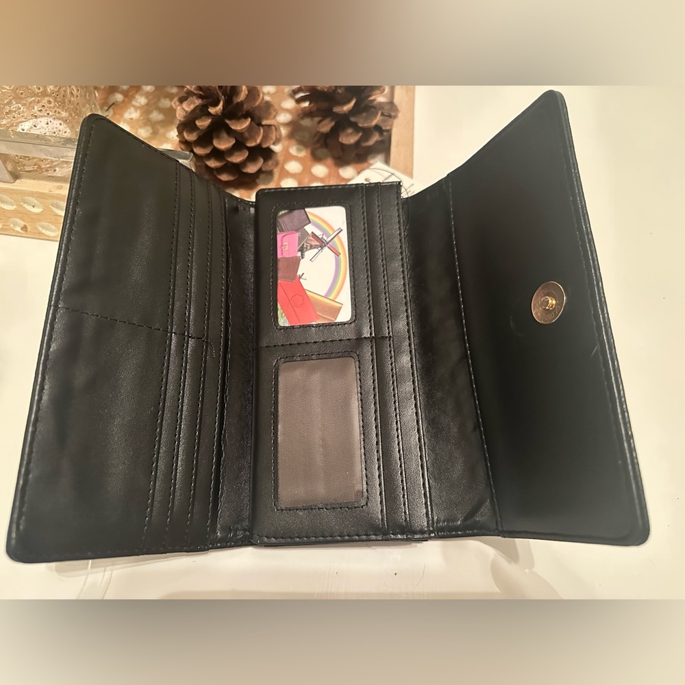 Wallet Paris - Picture 2 of 3